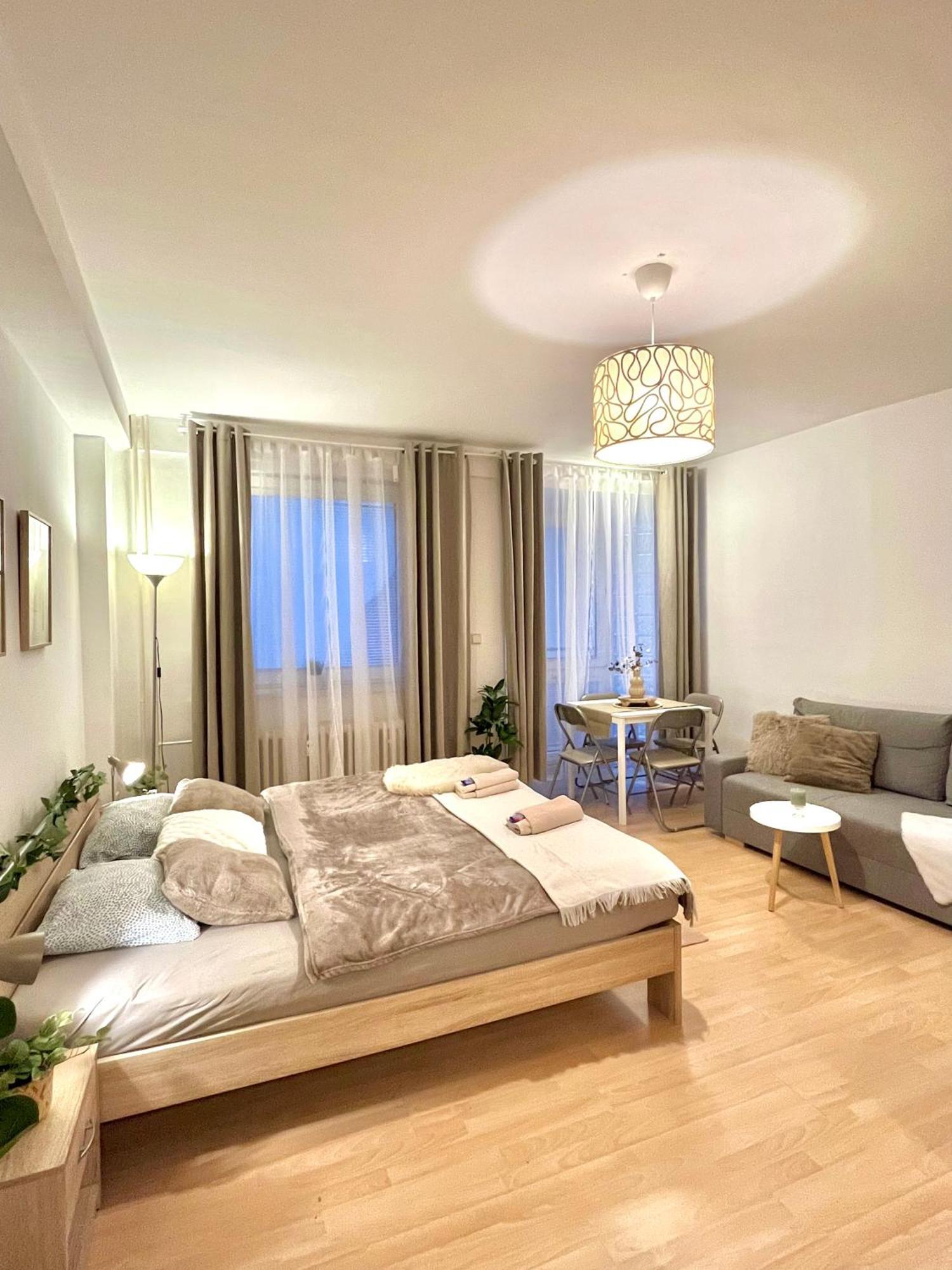 Apartment Simona - Old Town 布拉迪斯拉发 外观 照片
